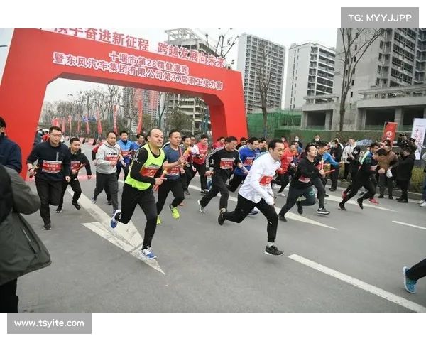 多角度全景呈现网球比赛精彩瞬间 让观众体验身临其境的震撼感受