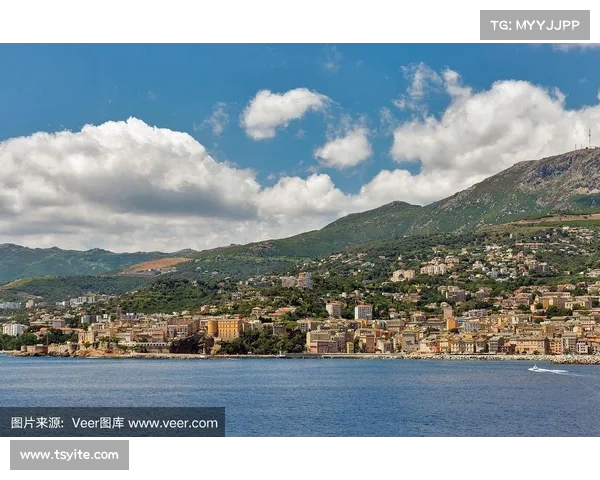 以巴斯蒂亚为中心探索科西嘉岛的历史文化与自然风光之旅