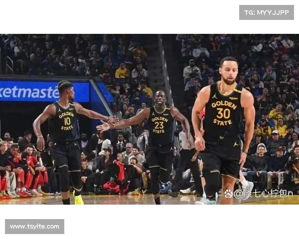 震撼瞬间：NBA赛场上那些改变比赛走向的关键时刻与经典对决